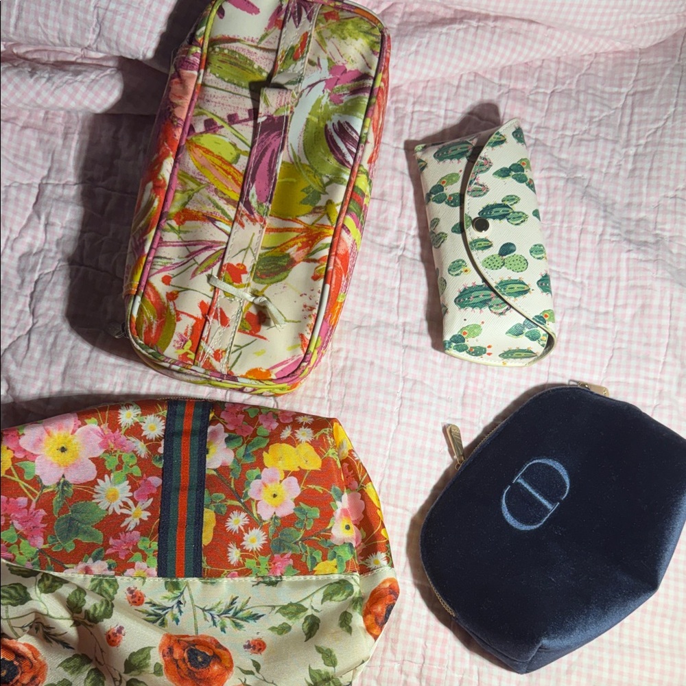 Floral and Velvet Pouch Set